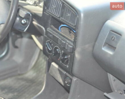 Зеленый Фольксваген Пассат, объемом двигателя 1.8 л и пробегом 250 тыс. км за 2200 $, фото 11 на Automoto.ua