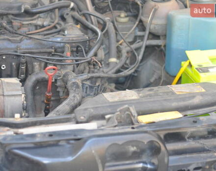 Зеленый Фольксваген Пассат, объемом двигателя 1.8 л и пробегом 250 тыс. км за 2200 $, фото 1 на Automoto.ua