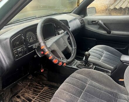 Зелений Фольксваген Пассат, об'ємом двигуна 2.8 л та пробігом 400 тис. км за 1100 $, фото 4 на Automoto.ua