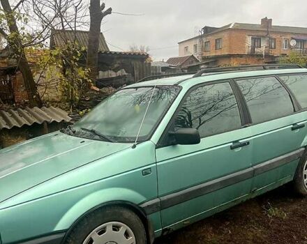 Зеленый Фольксваген Пассат, объемом двигателя 2.8 л и пробегом 400 тыс. км за 1100 $, фото 1 на Automoto.ua