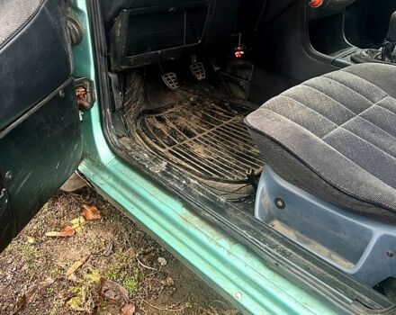 Зелений Фольксваген Пассат, об'ємом двигуна 2.8 л та пробігом 400 тис. км за 1100 $, фото 8 на Automoto.ua