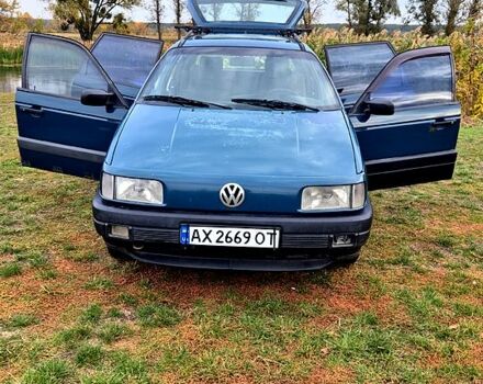 Зеленый Фольксваген Пассат, объемом двигателя 2 л и пробегом 350 тыс. км за 1300 $, фото 6 на Automoto.ua