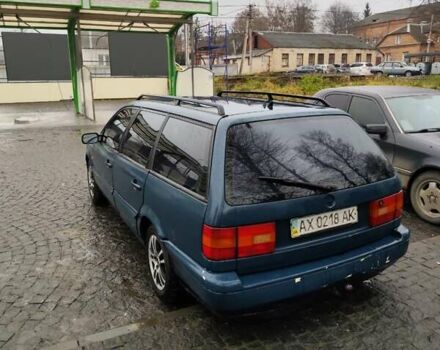 Зеленый Фольксваген Пассат, объемом двигателя 1.78 л и пробегом 380 тыс. км за 1200 $, фото 3 на Automoto.ua