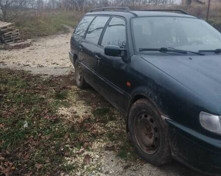 Зеленый Фольксваген Пассат, объемом двигателя 0 л и пробегом 257 тыс. км за 1400 $, фото 1 на Automoto.ua