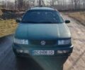 Зеленый Фольксваген Пассат, объемом двигателя 1.8 л и пробегом 300 тыс. км за 3200 $, фото 1 на Automoto.ua