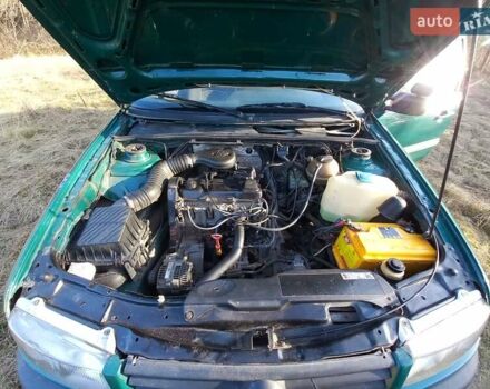 Зеленый Фольксваген Пассат, объемом двигателя 1.8 л и пробегом 338 тыс. км за 2825 $, фото 17 на Automoto.ua