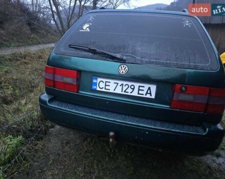 Зеленый Фольксваген Пассат, объемом двигателя 1.8 л и пробегом 528 тыс. км за 2200 $, фото 5 на Automoto.ua