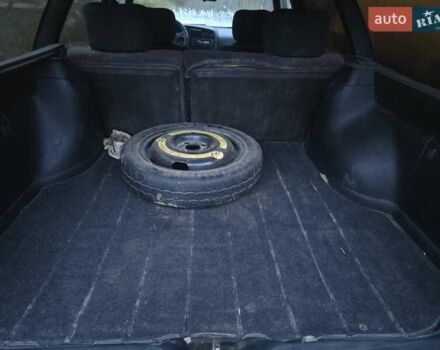 Зеленый Фольксваген Пассат, объемом двигателя 1.8 л и пробегом 528 тыс. км за 2200 $, фото 6 на Automoto.ua