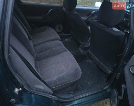 Зеленый Фольксваген Пассат, объемом двигателя 1.8 л и пробегом 528 тыс. км за 2200 $, фото 4 на Automoto.ua