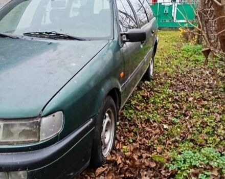 Зелений Фольксваген Пассат, об'ємом двигуна 2 л та пробігом 420 тис. км за 2350 $, фото 1 на Automoto.ua