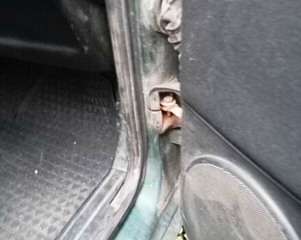 Зелений Фольксваген Пассат, об'ємом двигуна 2 л та пробігом 420 тис. км за 2350 $, фото 8 на Automoto.ua