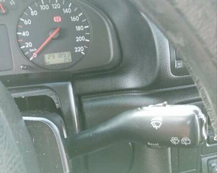 Зеленый Фольксваген Пассат, объемом двигателя 1.9 л и пробегом 300 тыс. км за 3000 $, фото 4 на Automoto.ua