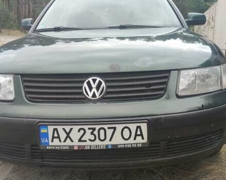 Зеленый Фольксваген Пассат, объемом двигателя 0 л и пробегом 311 тыс. км за 3800 $, фото 1 на Automoto.ua