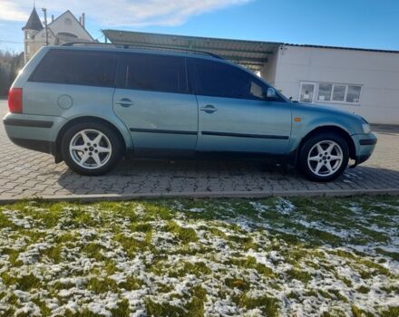 Зеленый Фольксваген Пассат, объемом двигателя 1.8 л и пробегом 360 тыс. км за 3500 $, фото 6 на Automoto.ua