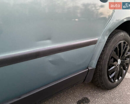 Зеленый Фольксваген Пассат, объемом двигателя 1.78 л и пробегом 224 тыс. км за 4200 $, фото 24 на Automoto.ua