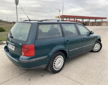 Зелений Фольксваген Пассат, об'ємом двигуна 1.9 л та пробігом 220 тис. км за 2250 $, фото 1 на Automoto.ua