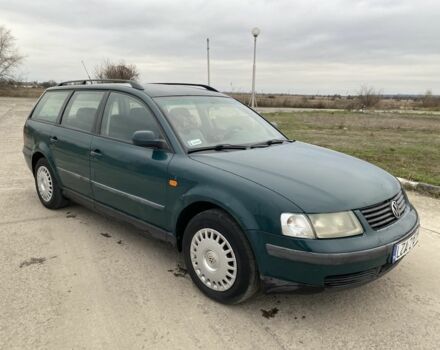 Зелений Фольксваген Пассат, об'ємом двигуна 1.9 л та пробігом 220 тис. км за 2250 $, фото 2 на Automoto.ua