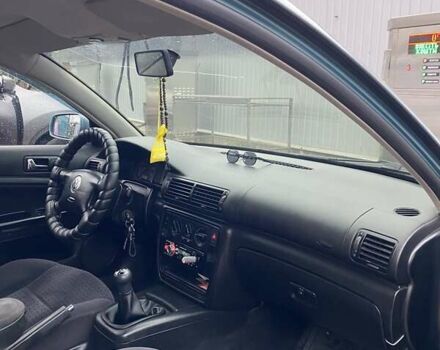 Зеленый Фольксваген Пассат, объемом двигателя 1.78 л и пробегом 380 тыс. км за 4500 $, фото 6 на Automoto.ua