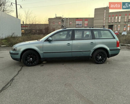 Зеленый Фольксваген Пассат, объемом двигателя 1.78 л и пробегом 224 тыс. км за 4200 $, фото 6 на Automoto.ua