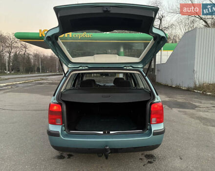 Зеленый Фольксваген Пассат, объемом двигателя 1.78 л и пробегом 224 тыс. км за 4200 $, фото 9 на Automoto.ua