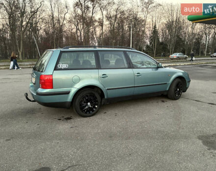 Зеленый Фольксваген Пассат, объемом двигателя 1.78 л и пробегом 224 тыс. км за 4200 $, фото 2 на Automoto.ua