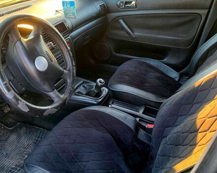 Зеленый Фольксваген Пассат, объемом двигателя 1.9 л и пробегом 300 тыс. км за 3600 $, фото 8 на Automoto.ua