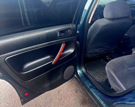 Зеленый Фольксваген Пассат, объемом двигателя 1.9 л и пробегом 302 тыс. км за 3650 $, фото 9 на Automoto.ua