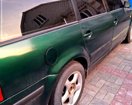 Зеленый Фольксваген Пассат, объемом двигателя 1.8 л и пробегом 0 тыс. км за 2800 $, фото 4 на Automoto.ua