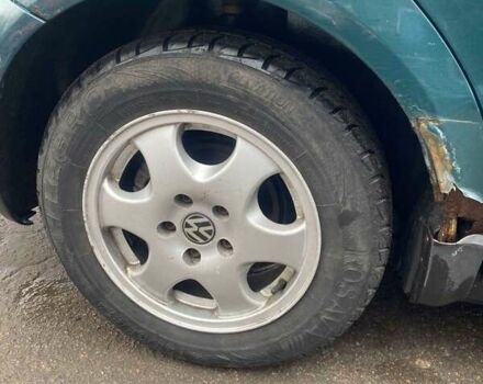 Зеленый Фольксваген Пассат, объемом двигателя 1.8 л и пробегом 224 тыс. км за 2500 $, фото 6 на Automoto.ua