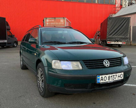 Зеленый Фольксваген Пассат, объемом двигателя 1.6 л и пробегом 365 тыс. км за 3100 $, фото 1 на Automoto.ua