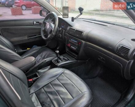 Зеленый Фольксваген Пассат, объемом двигателя 1.9 л и пробегом 475 тыс. км за 4000 $, фото 7 на Automoto.ua