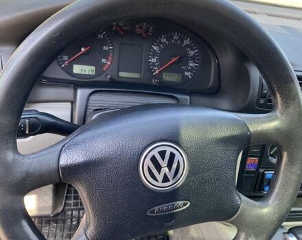 Зеленый Фольксваген Пассат, объемом двигателя 1.8 л и пробегом 230 тыс. км за 4000 $, фото 16 на Automoto.ua