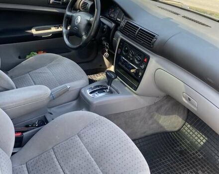 Зеленый Фольксваген Пассат, объемом двигателя 1.8 л и пробегом 230 тыс. км за 4000 $, фото 33 на Automoto.ua