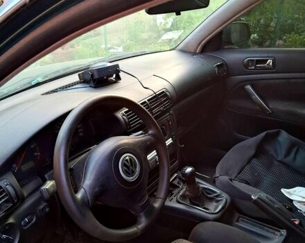 Зеленый Фольксваген Пассат, объемом двигателя 1.8 л и пробегом 0 тыс. км за 2800 $, фото 5 на Automoto.ua