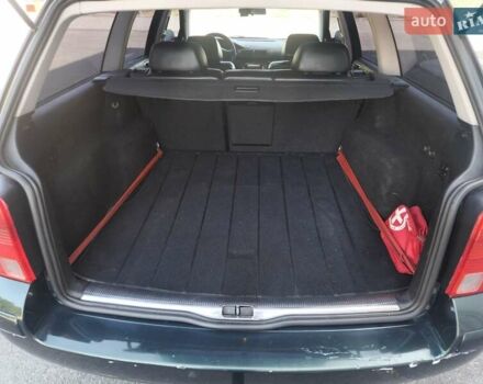 Зеленый Фольксваген Пассат, объемом двигателя 2.8 л и пробегом 305 тыс. км за 5200 $, фото 10 на Automoto.ua