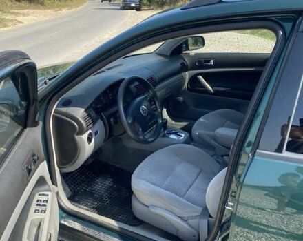 Зеленый Фольксваген Пассат, объемом двигателя 1.8 л и пробегом 230 тыс. км за 4000 $, фото 15 на Automoto.ua