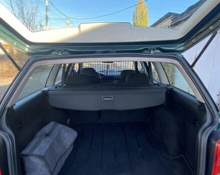 Зеленый Фольксваген Пассат, объемом двигателя 1.6 л и пробегом 500 тыс. км за 3100 $, фото 6 на Automoto.ua