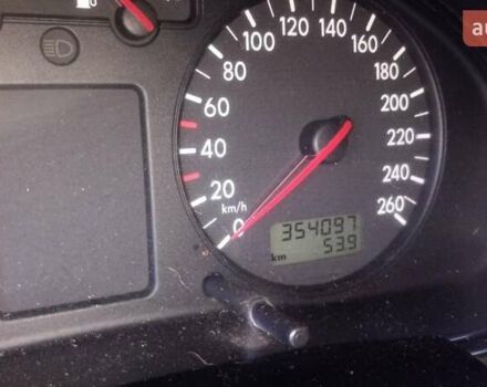 Зелений Фольксваген Пассат, об'ємом двигуна 1.9 л та пробігом 356 тис. км за 3699 $, фото 10 на Automoto.ua