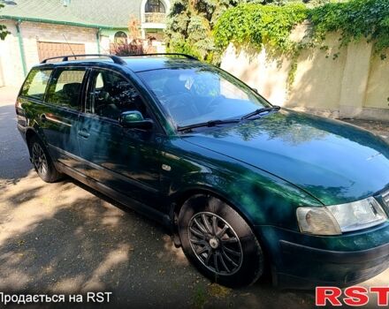 Зелений Фольксваген Пассат, об'ємом двигуна 1.8 л та пробігом 244 тис. км за 4350 $, фото 2 на Automoto.ua