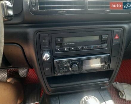 Зеленый Фольксваген Пассат, объемом двигателя 2.5 л и пробегом 400 тыс. км за 3100 $, фото 9 на Automoto.ua