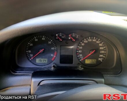 Зелений Фольксваген Пассат, об'ємом двигуна 1.8 л та пробігом 244 тис. км за 4350 $, фото 4 на Automoto.ua