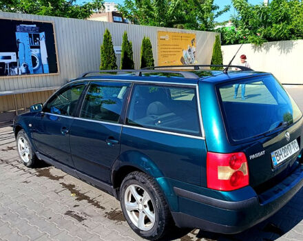 Зелений Фольксваген Пассат, об'ємом двигуна 2 л та пробігом 338 тис. км за 3800 $, фото 1 на Automoto.ua