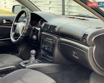 Зеленый Фольксваген Пассат, объемом двигателя 1.98 л и пробегом 326 тыс. км за 3700 $, фото 21 на Automoto.ua