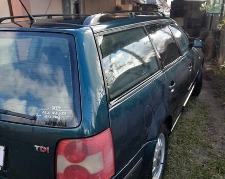 Зеленый Фольксваген Пассат, объемом двигателя 1.9 л и пробегом 377 тыс. км за 3615 $, фото 7 на Automoto.ua