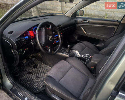 Зелений Фольксваген Пассат, об'ємом двигуна 1.9 л та пробігом 453 тис. км за 2900 $, фото 4 на Automoto.ua