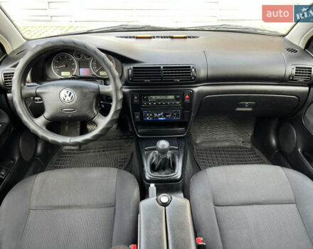 Зеленый Фольксваген Пассат, объемом двигателя 1.98 л и пробегом 326 тыс. км за 3700 $, фото 16 на Automoto.ua