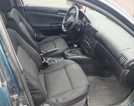 Зеленый Фольксваген Пассат, объемом двигателя 1.6 л и пробегом 319 тыс. км за 3500 $, фото 2 на Automoto.ua