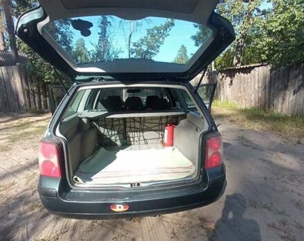 Зеленый Фольксваген Пассат, объемом двигателя 1.6 л и пробегом 400 тыс. км за 3700 $, фото 37 на Automoto.ua