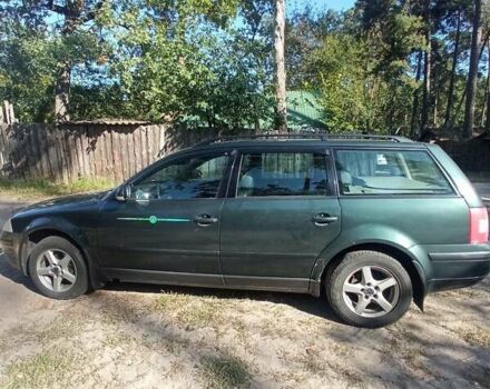 Зеленый Фольксваген Пассат, объемом двигателя 1.6 л и пробегом 400 тыс. км за 3700 $, фото 36 на Automoto.ua