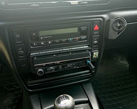 Зеленый Фольксваген Пассат, объемом двигателя 1.6 л и пробегом 338 тыс. км за 4850 $, фото 8 на Automoto.ua